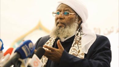 الشيخ حاجي إبراهيم توفا يشيد بدور الملك محمد السادس في توحيد جهود العلماء الأفارقة
