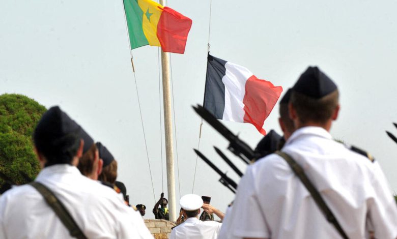 فرنسا تبدأ في الانسحاب العسكري من السنغال
