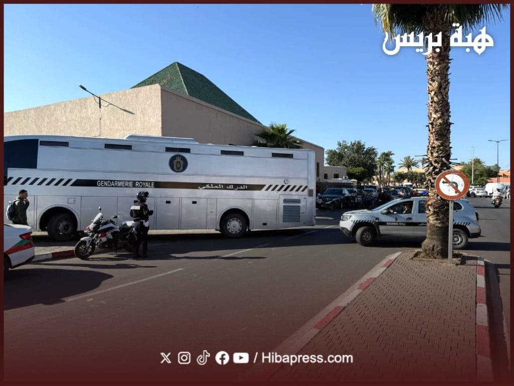 انفراد.. من جديد مثول المجرم "الزائر" أمام القضاء بمراكش (صور) 10 انفراد.. من جديد مثول المجرم "الزائر" أمام القضاء بمراكش (صور)