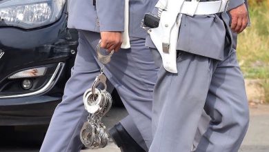 تفكيك “عصابة البطاريات” بالعروي.. سقوط عصابة روعت الفلاحين وسرقت معداتهم تحت جنح الظلام
