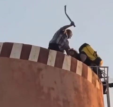 من هو بوعبيد الذي يعتصم فوق "الشاطو" بأولاد يوسف.. بني ملال؟